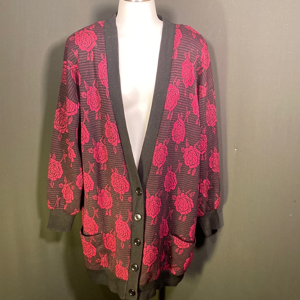 Anna G vintage Rose 80s cardigan